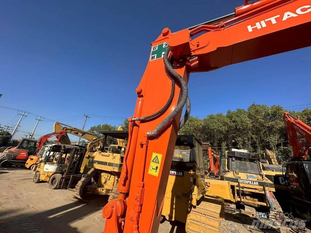 Hitachi ZX 75 小型挖掘机