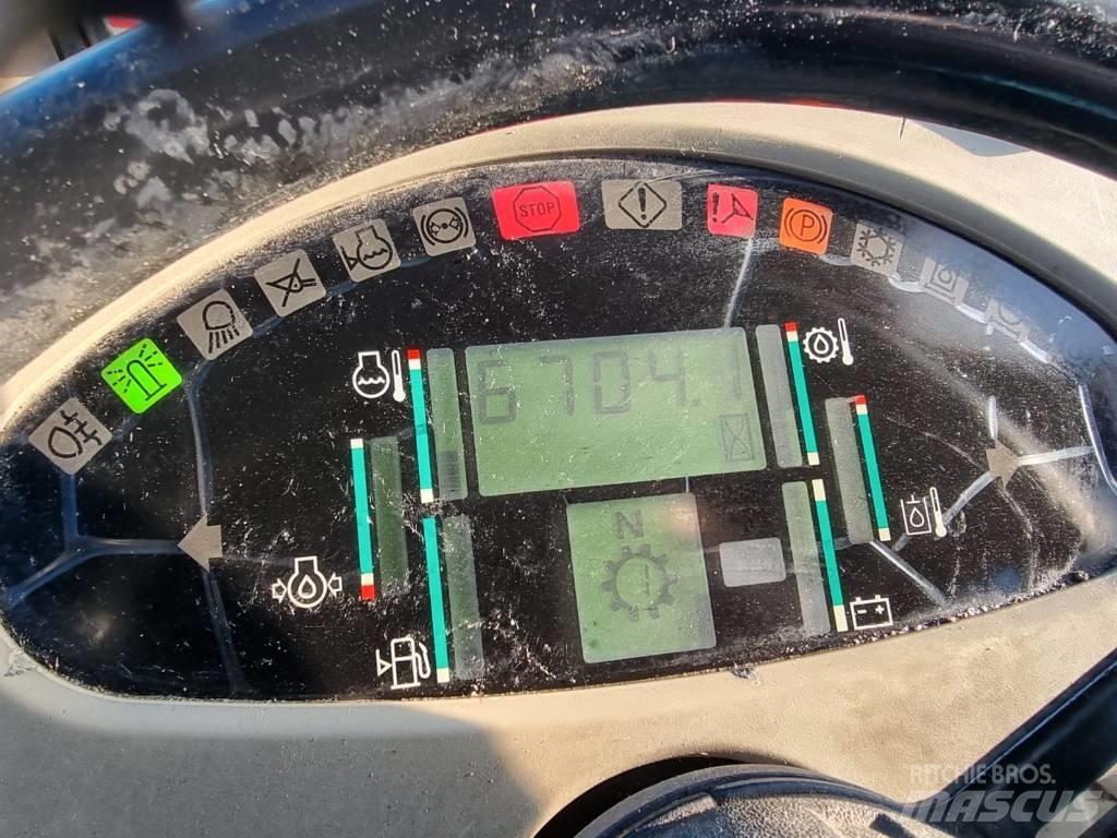 CASE 821 C 轮式装载机