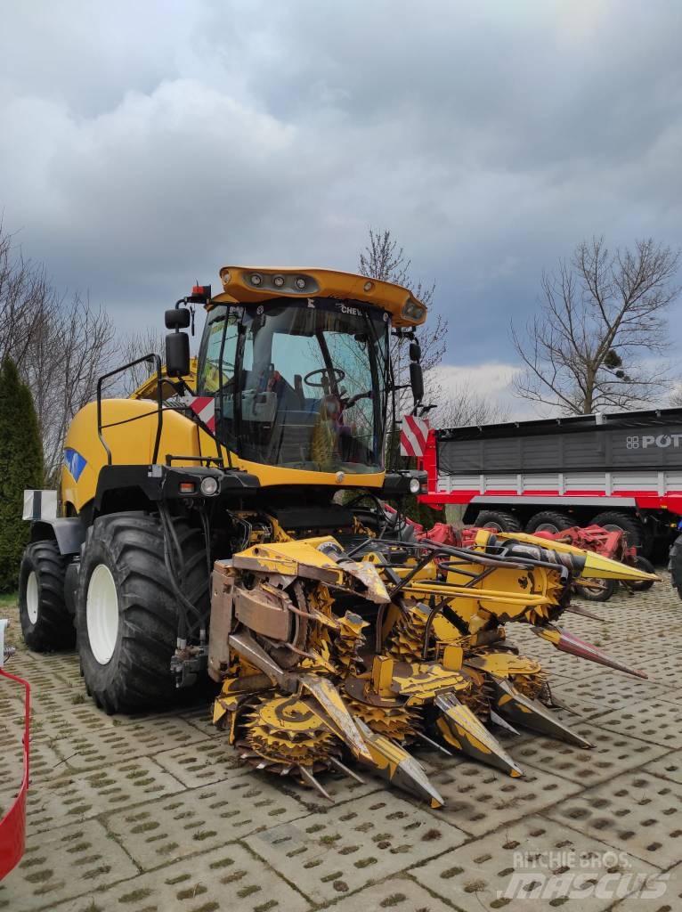 New Holland FR 9040 自走式青贮饲料收割机