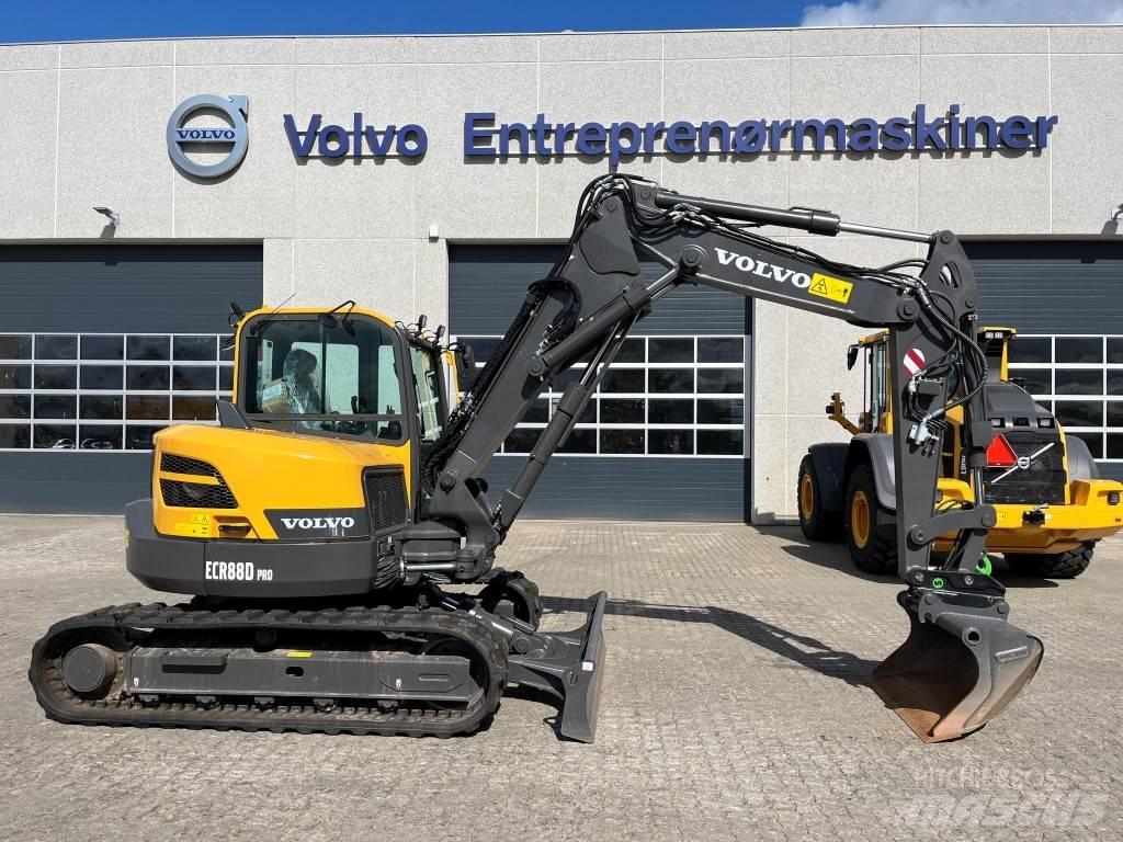 Volvo ECR88D 中型挖掘机