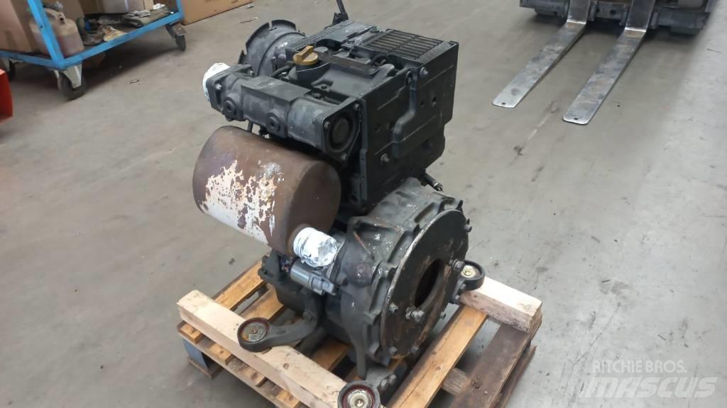 Deutz F2L1011F 发动机
