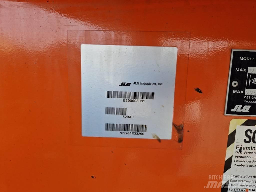 JLG 520AJ 曲臂高空工作平台