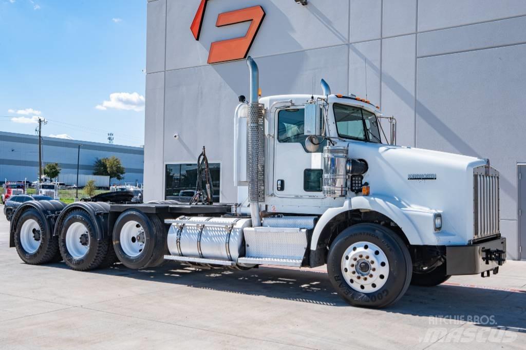 Kenworth T 800 牵引车