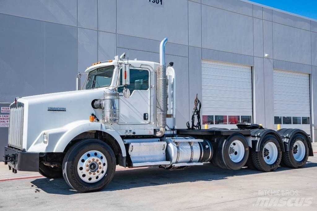Kenworth T 800 牵引车