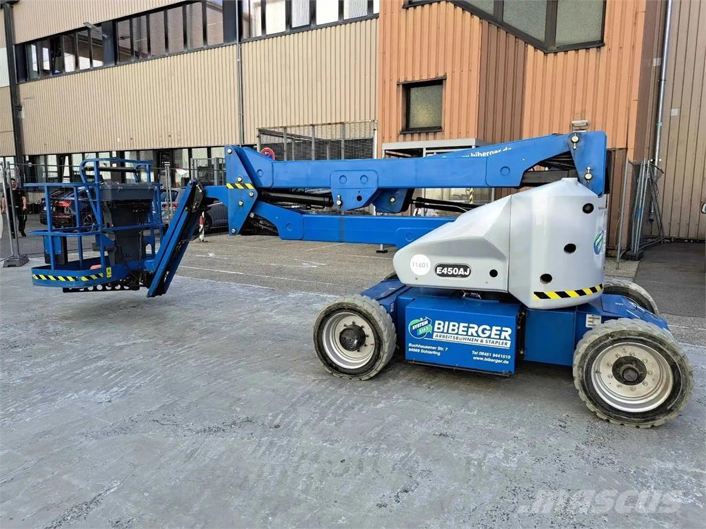 JLG E450AJ 曲臂高空工作平台