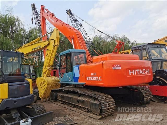 Hitachi EX220LC 履带挖掘机