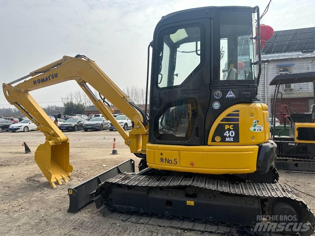 Komatsu 40MR 履带挖掘机