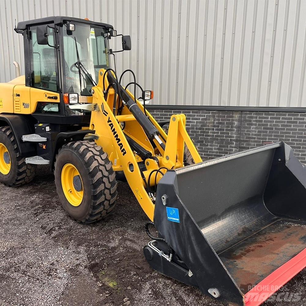 Yanmar V 120 轮式挖掘机