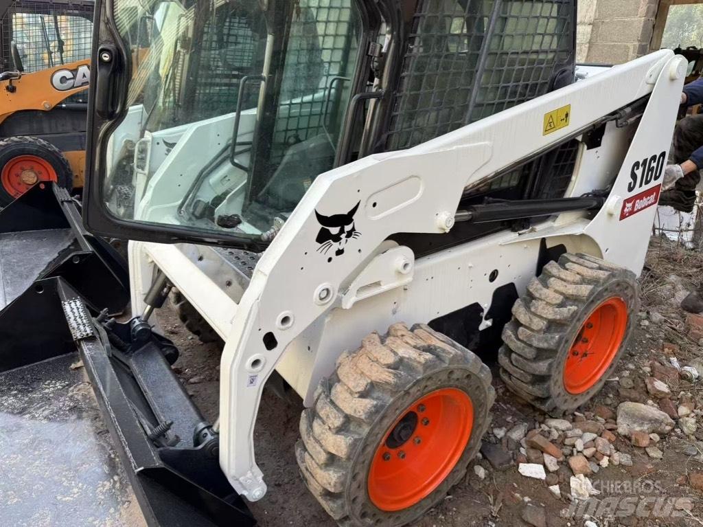 Bobcat S 160 滑移装载机