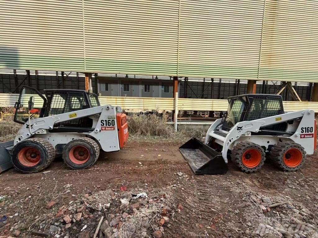 Bobcat S 160 滑移装载机