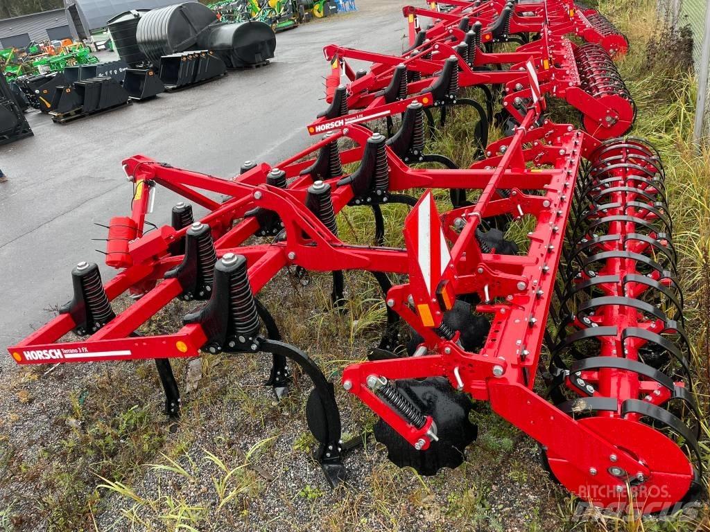 Horsch Terrano 3 FX 手扶中耕机