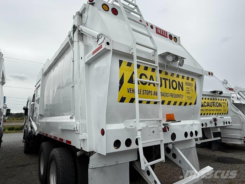 Mack MRU 613 垃圾车