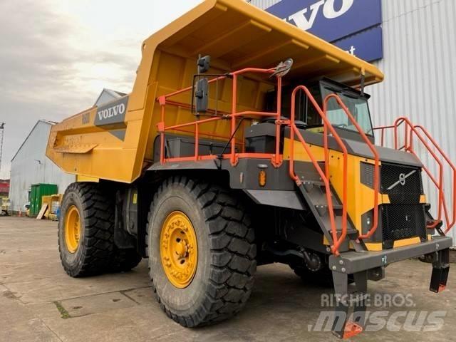 Volvo R60D 刚性自卸车