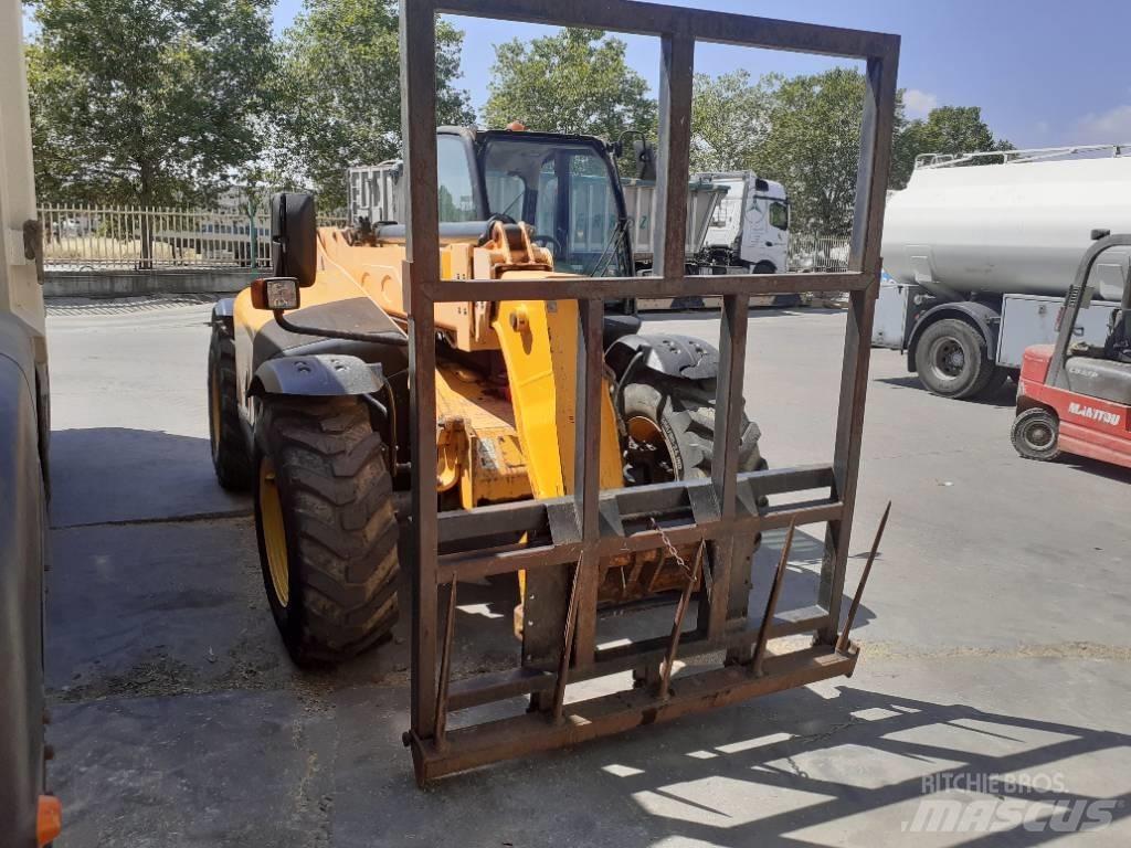 JCB 535-95 电动叉车