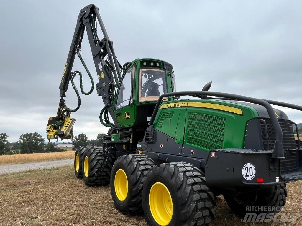 John Deere 1170G 收割机