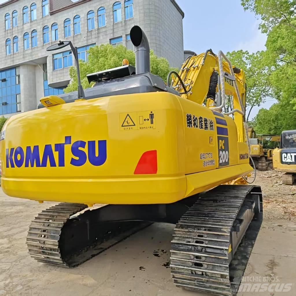 Komatsu PC 200-7 履带挖掘机