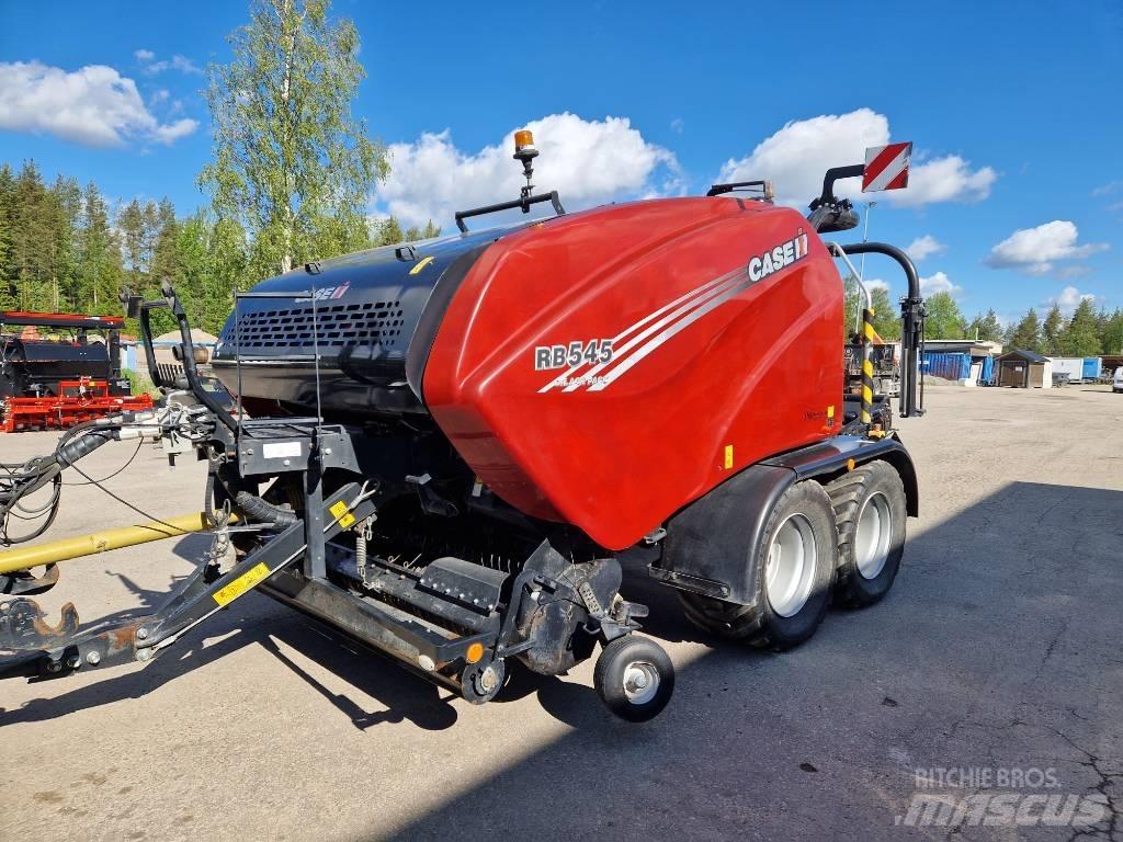 Case IH RB 545 圆捆打捆机