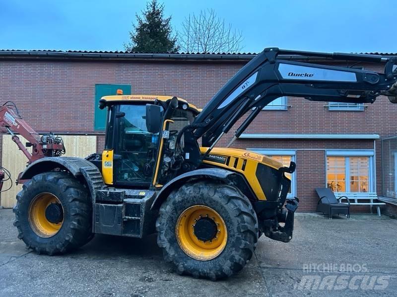 JCB Fastrac 4220 拖拉机/农用车