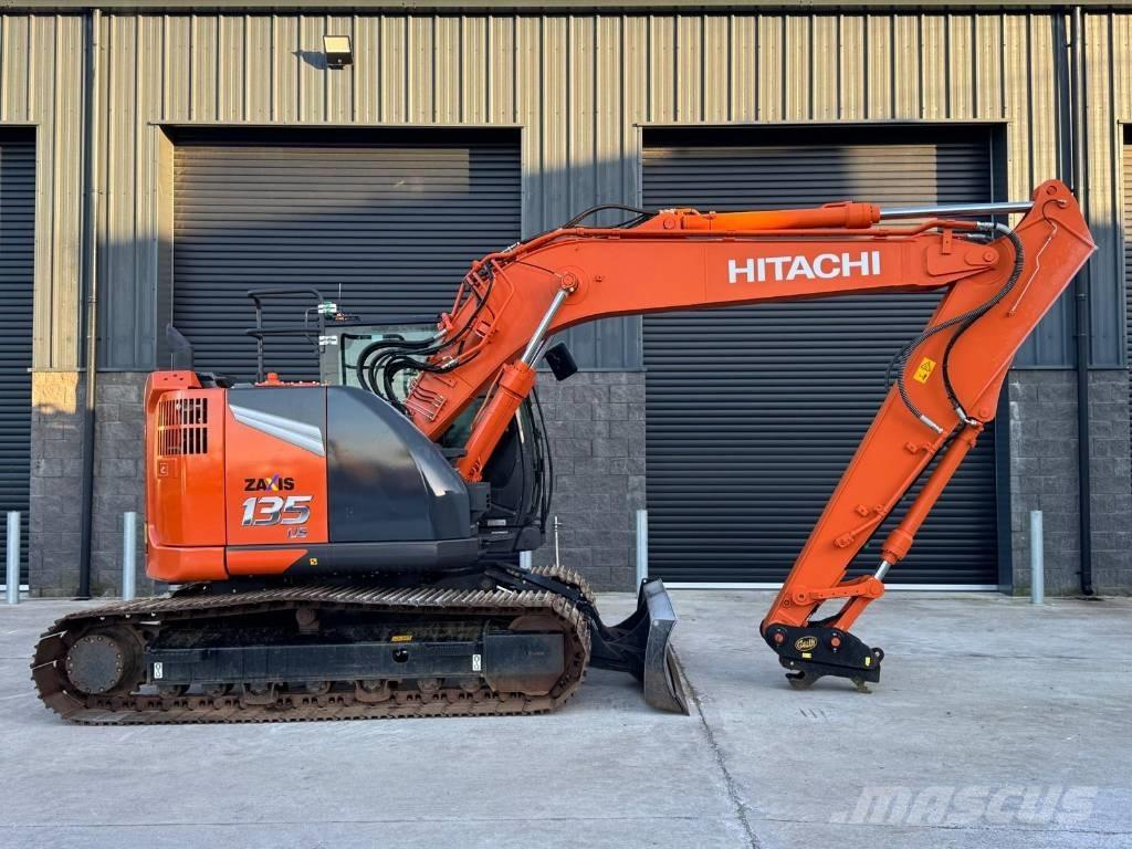Hitachi ZX 135 US-7 履带挖掘机