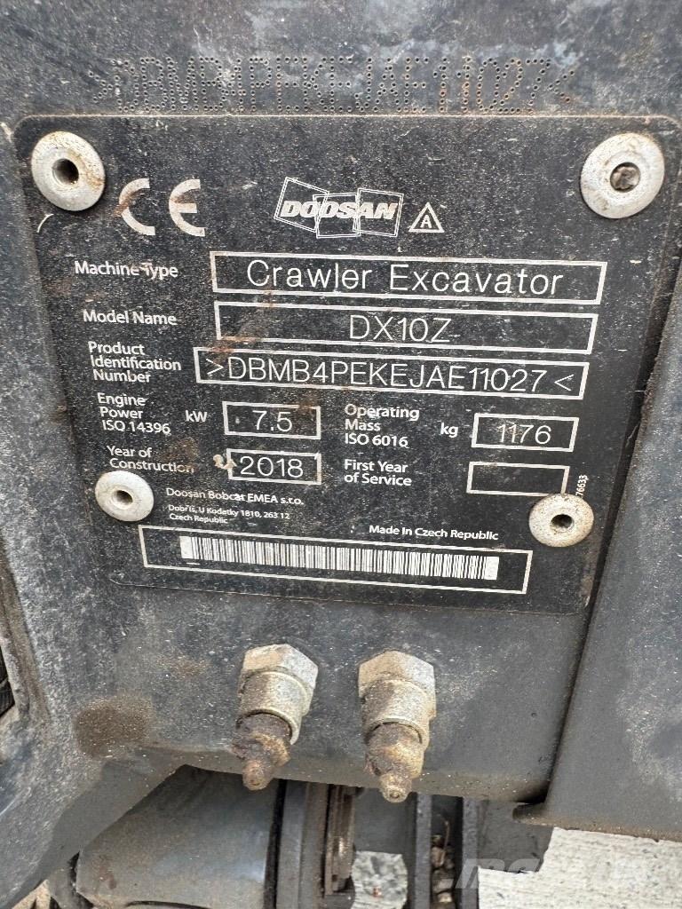 Doosan DX 10 Z 小型挖掘机