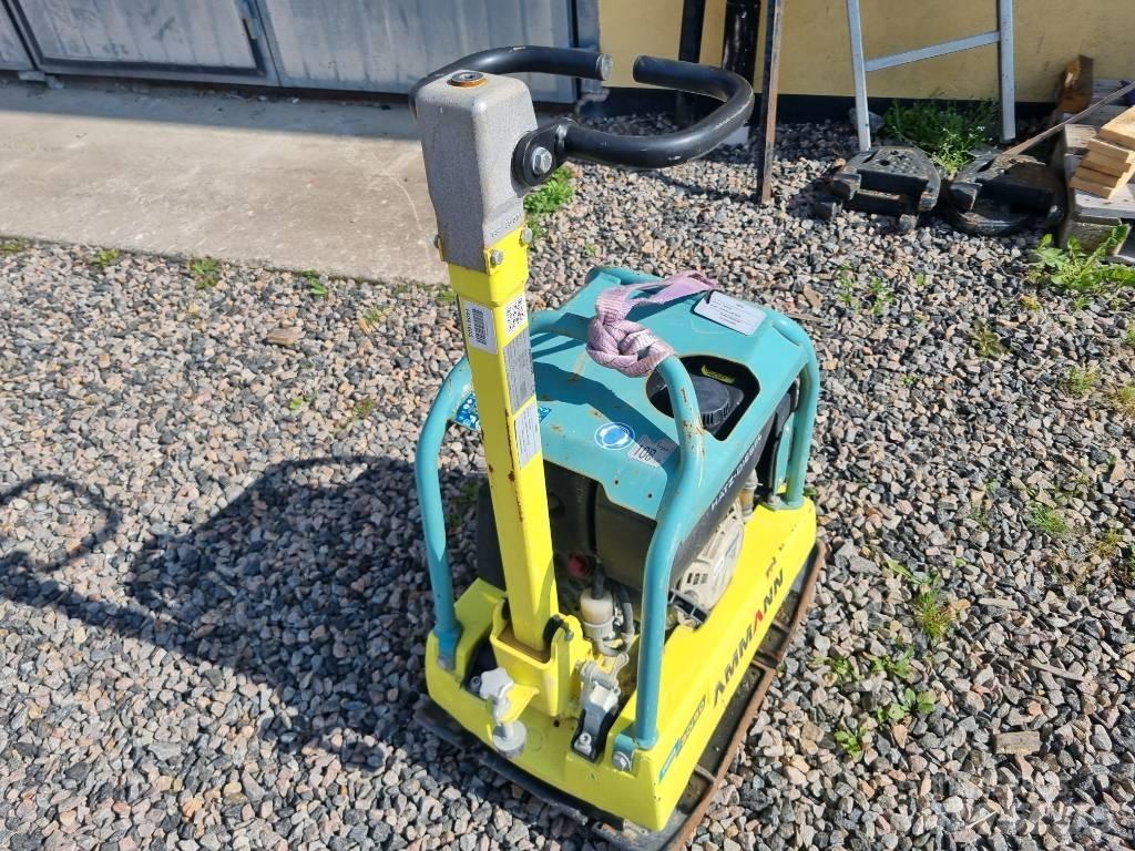Ammann APR30/50 平板夯