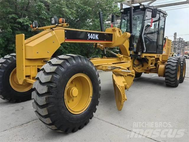 CAT 140 K 平地机/推土机