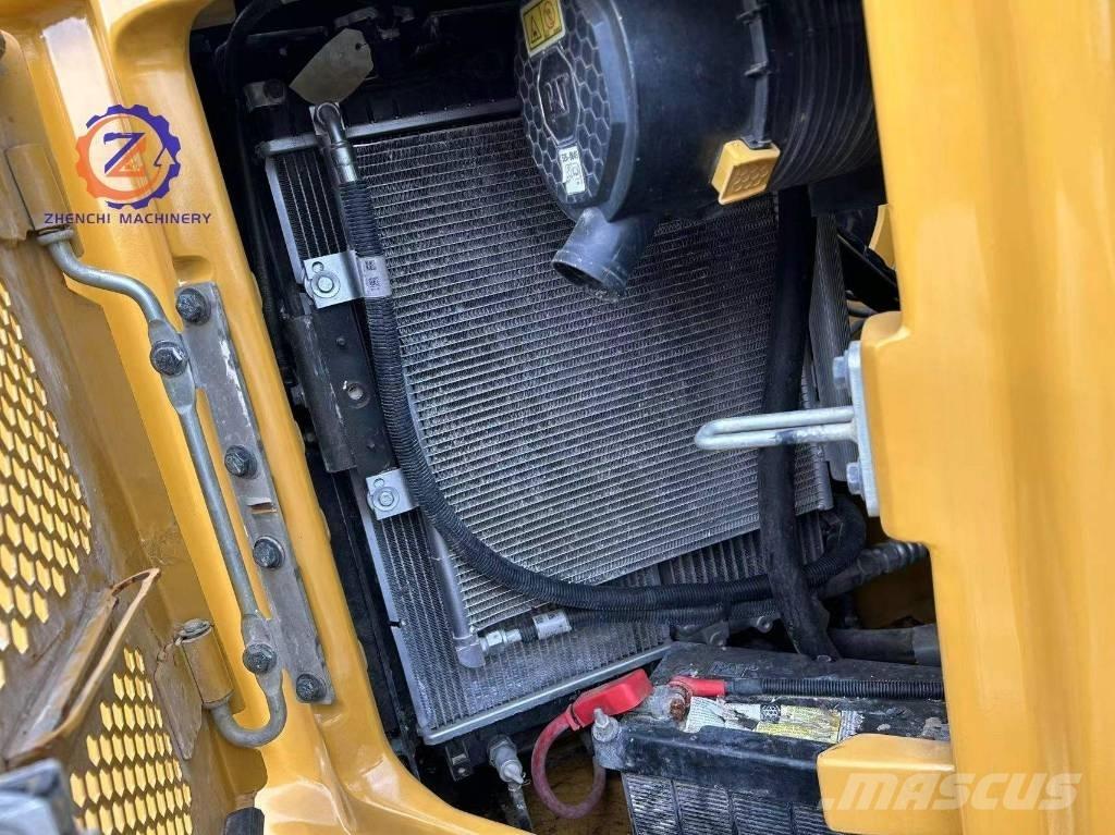 CAT 307.5 小型挖掘机
