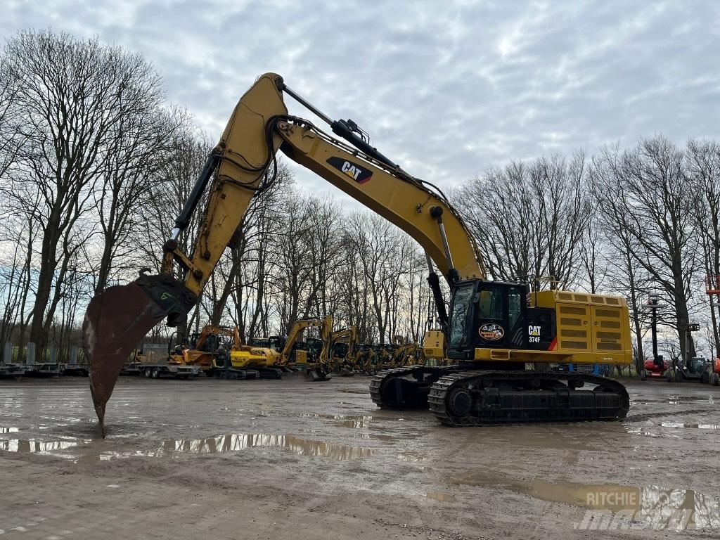 CAT 374 F L 履带挖掘机