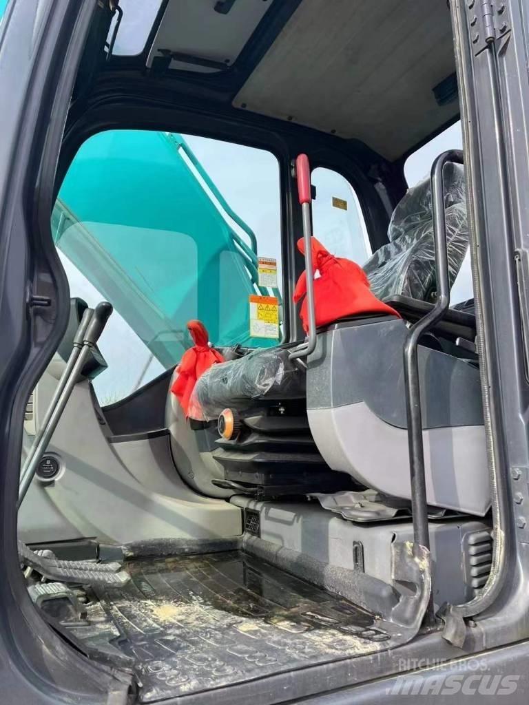 Kobelco SK210 履带挖掘机