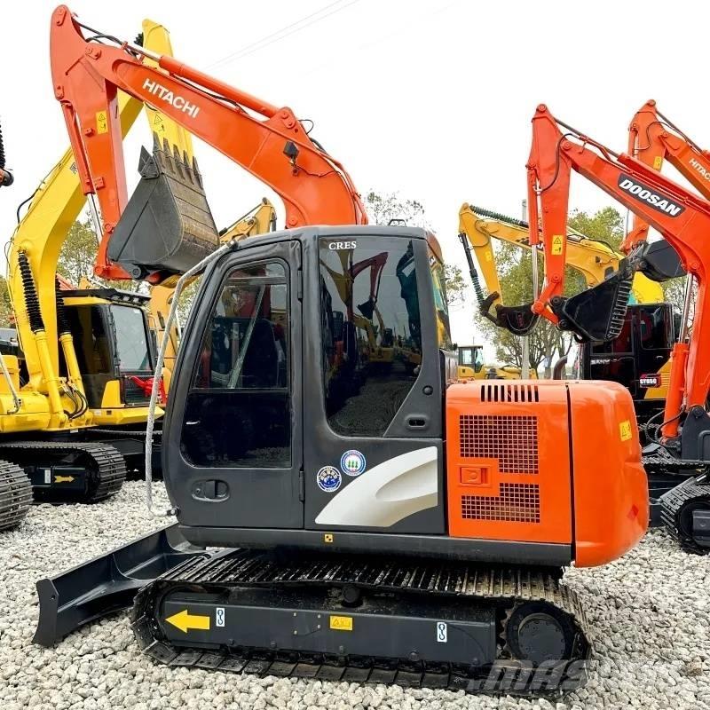 Hitachi ZX 60 小型挖掘机