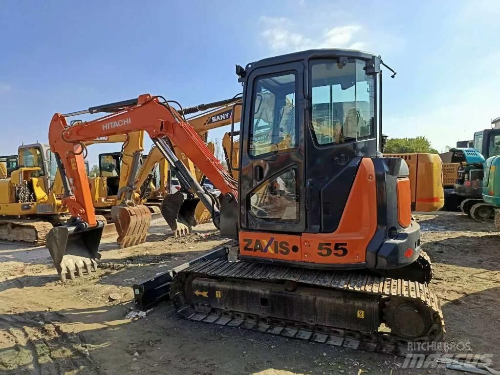 Hitachi ZX 55 小型挖掘机