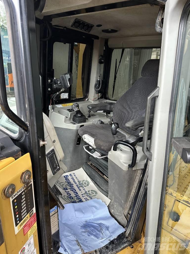 CAT D 6 T LGP 履带式推土机