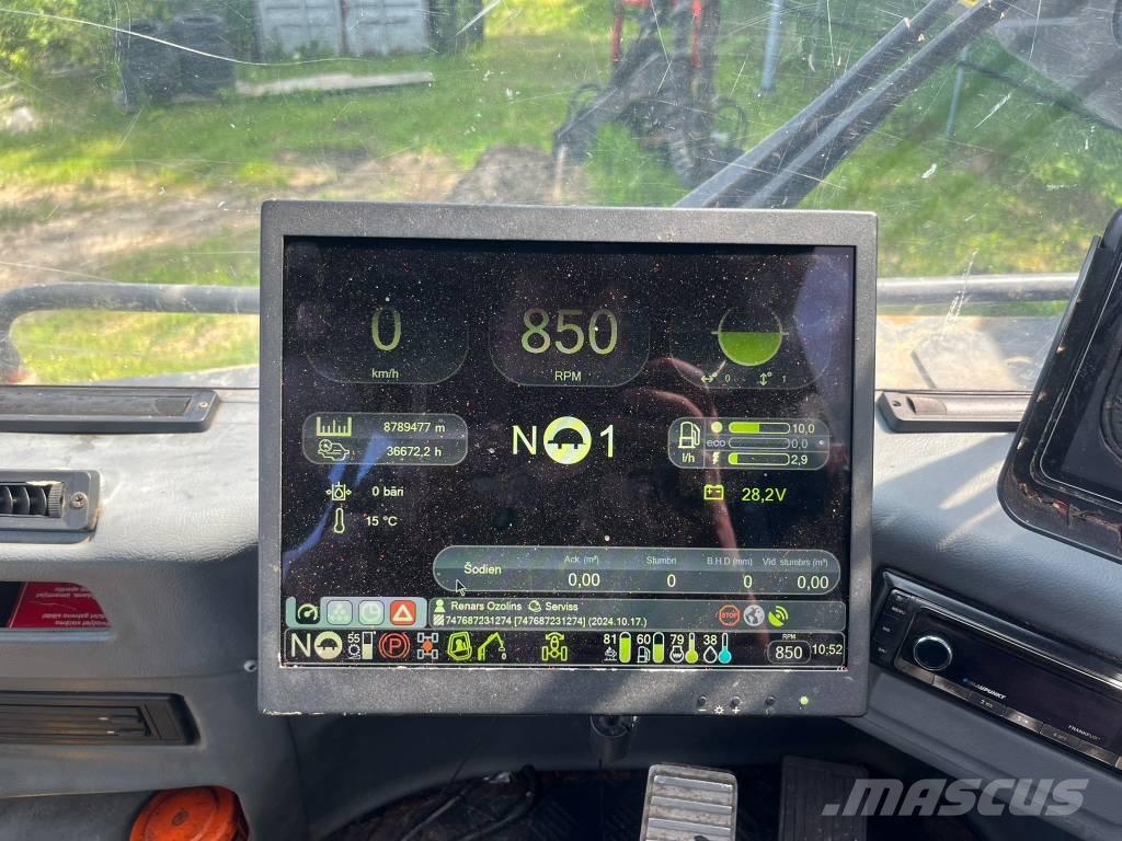 Komatsu 931.1 收割机