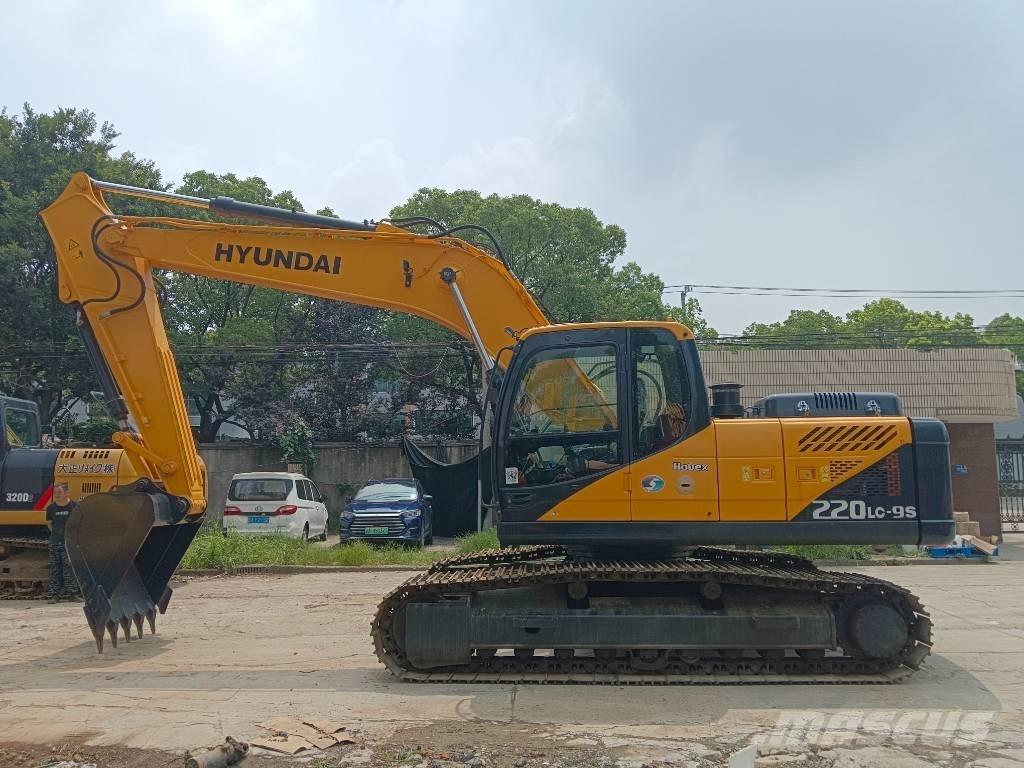Hyundai R220LC-9S 履带挖掘机