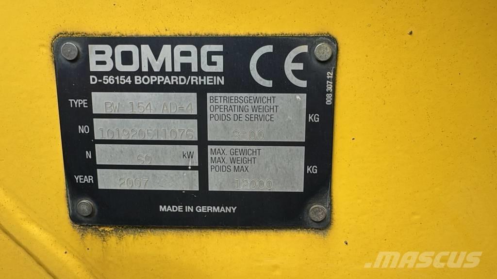 Bomag BW 154 AD-4 双轮压路机