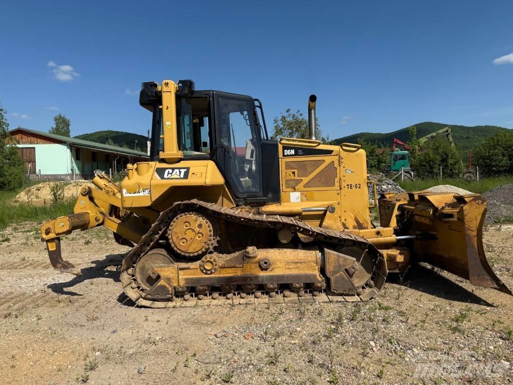 CAT D6N XL 履带式推土机