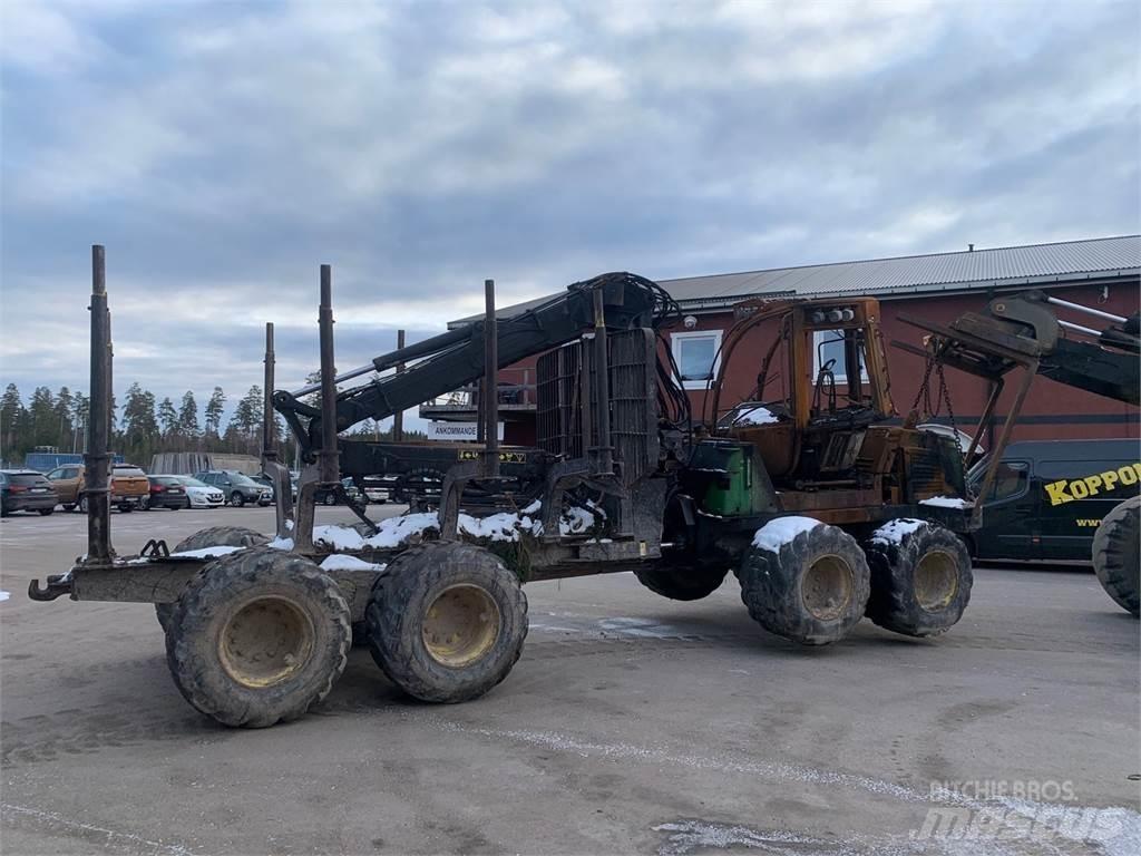 John Deere 1010E 集运机
