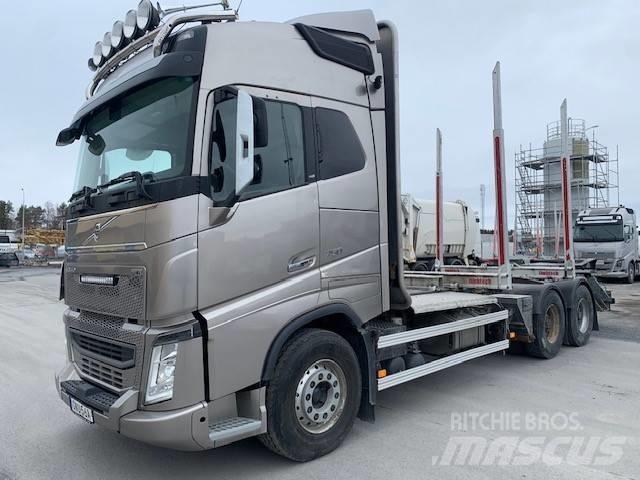 Volvo FH 750 木材运输车