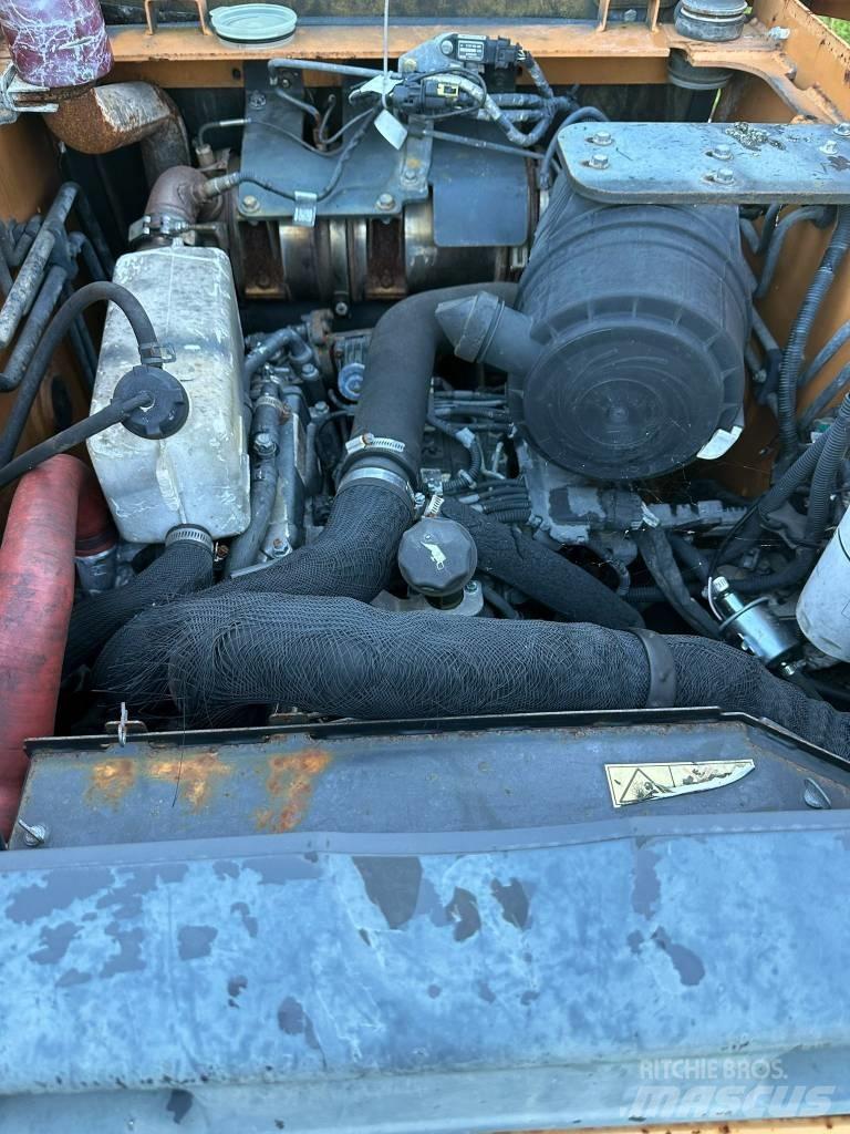 CASE SR 250 滑移装载机