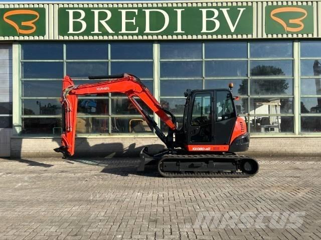 Kubota KX 080-4 中型挖掘机