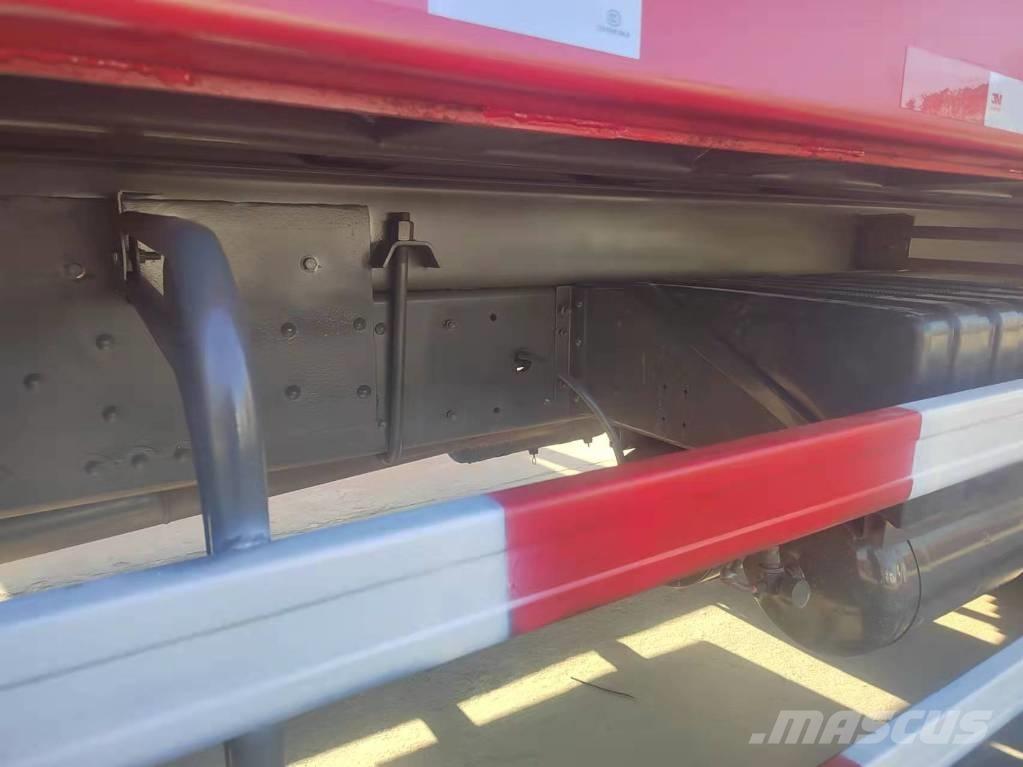 Howo 371 8x4 自卸式货车