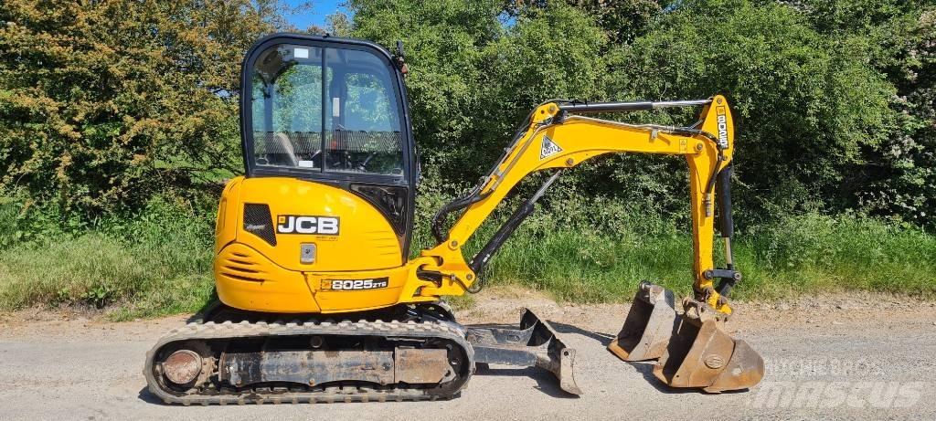 JCB 8025 Mini Digger 小型挖掘机