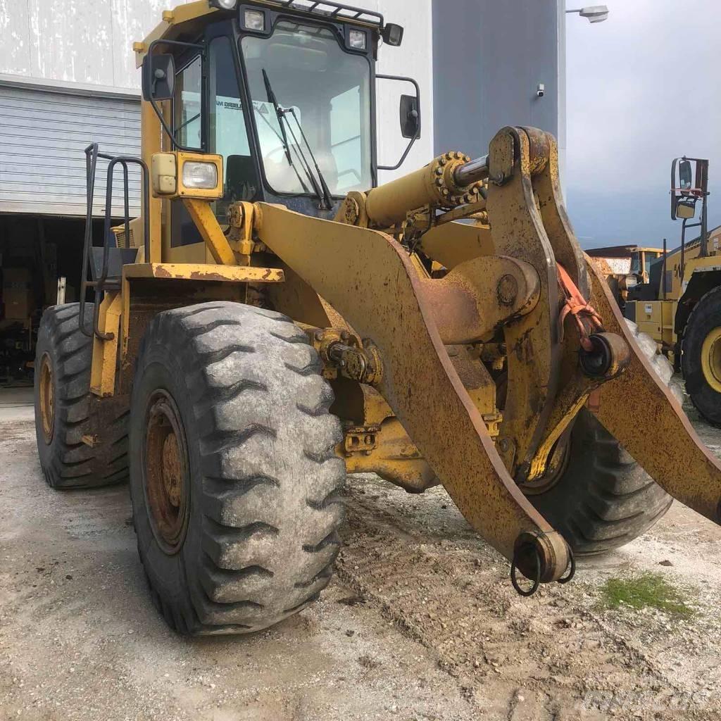 Komatsu WA 420-1H 轮式装载机