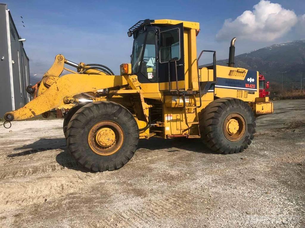 Komatsu WA 420-1H 轮式装载机