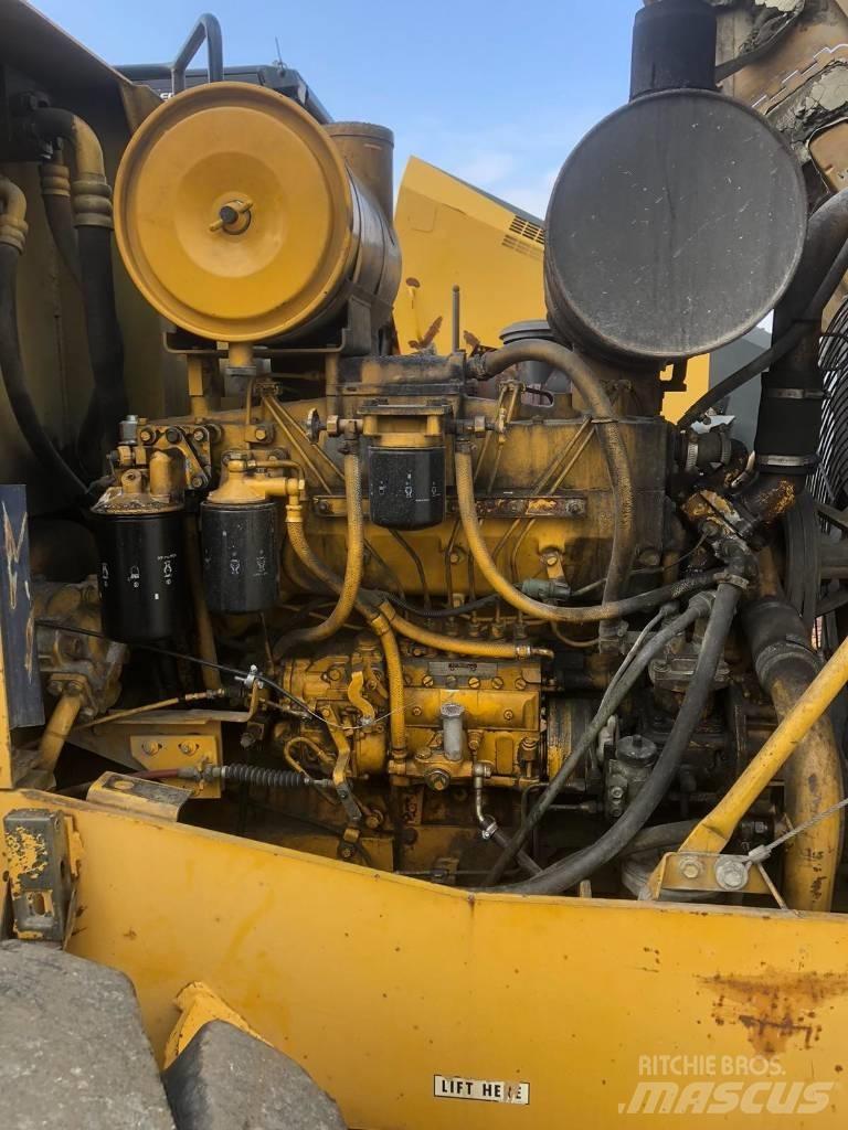 Komatsu WA 420-1H 轮式装载机