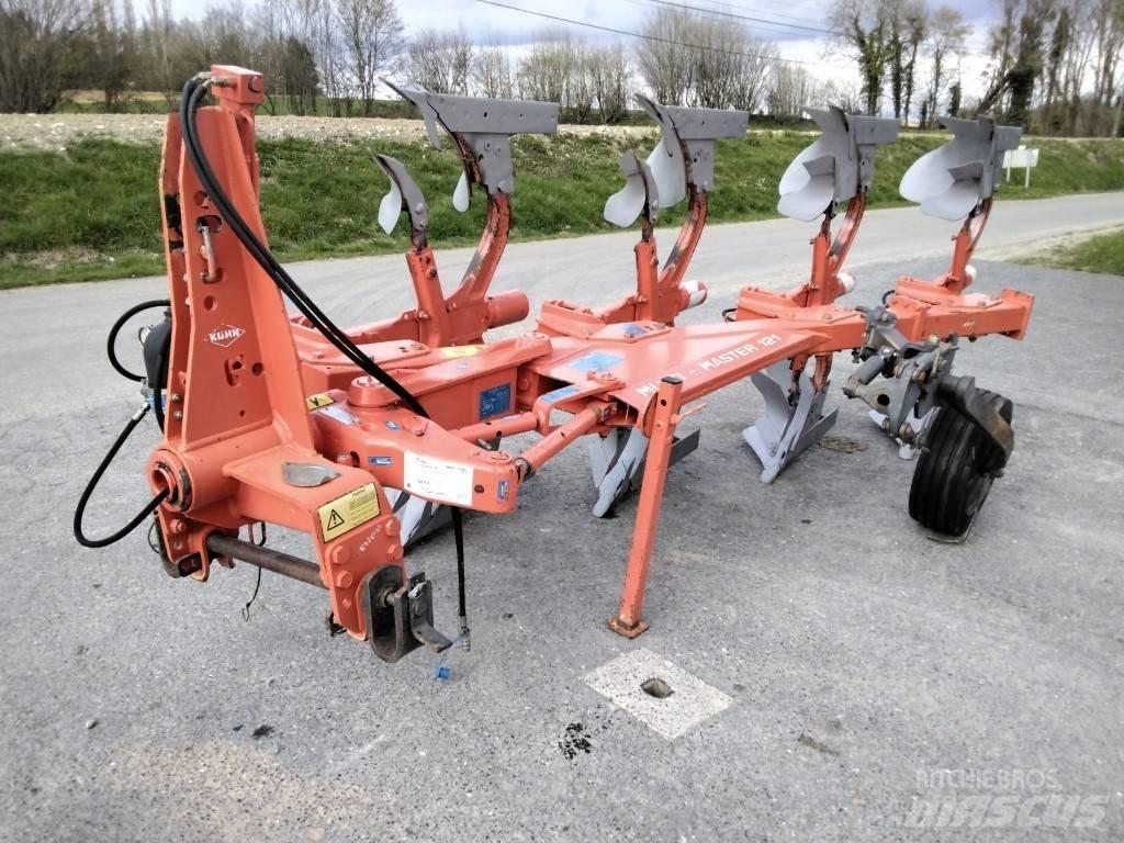 Kuhn VARIMASTER 121 双向犁