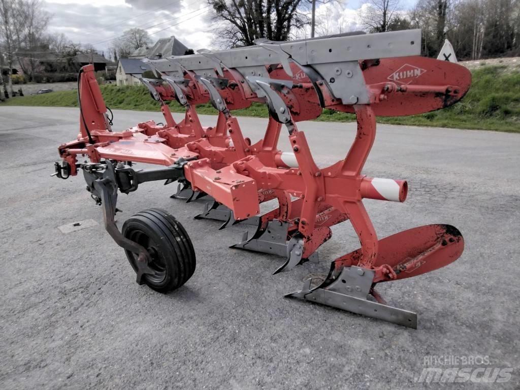 Kuhn VARIMASTER 121 双向犁
