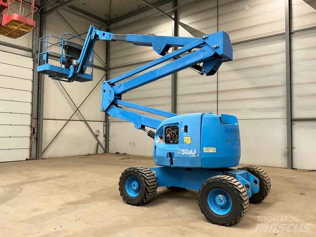 JLG 450 AJ 曲臂高空工作平台