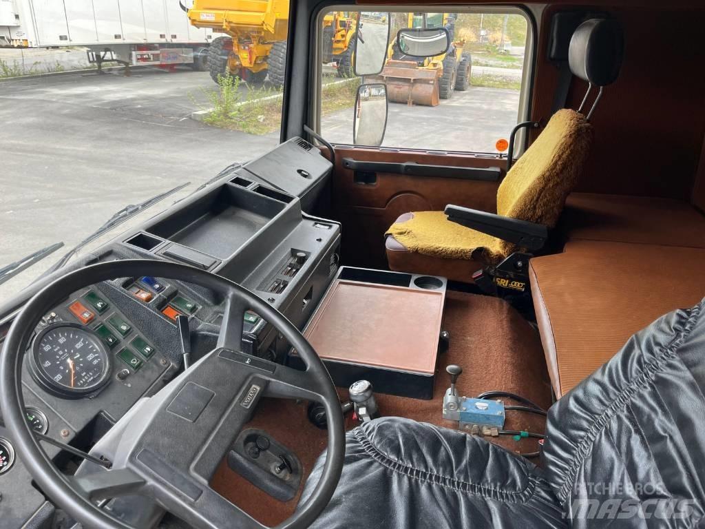 Volvo F 12    Lav km 牵引车