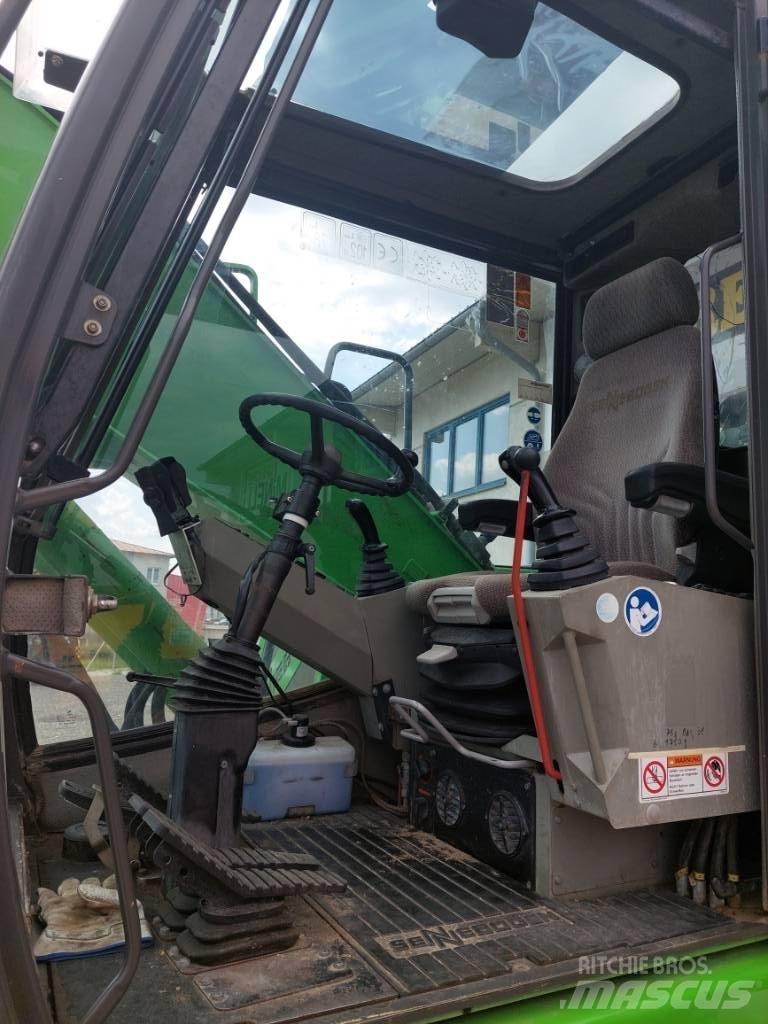 Sennebogen 821 M 工业挖掘机